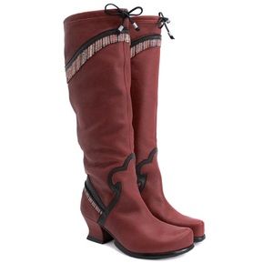 John Fluevog woman’s size 8 unique tall leather boots